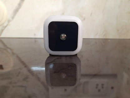 Zest 0.5W Led Plug in Smart Night Lamp with Automatic Sensor Smart Led Night Lamp